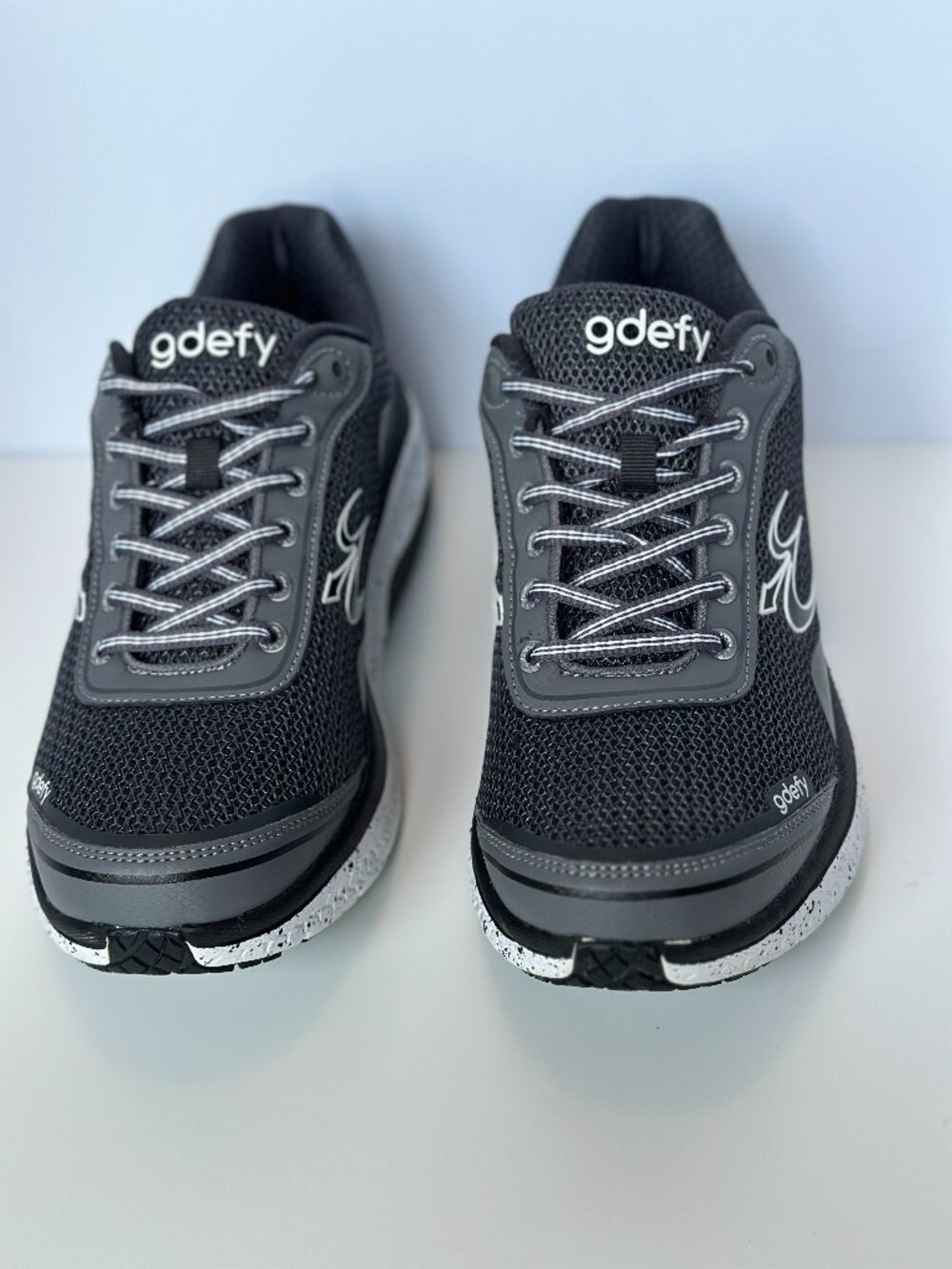 Gravity Defyer G-Defy Mighty Walk Black Gray VersaShock Shoes 10.5 - Picture 2 of 13